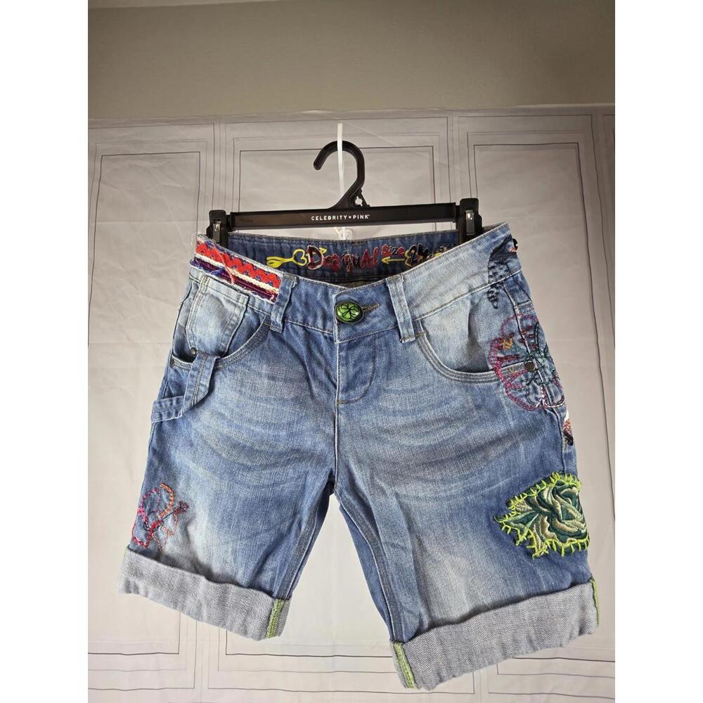 Y2K Eyecatching Desigual Magalie Denim Colorful Embroidery & Sequin Shorts Sz 24
